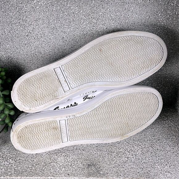 Guess Women's Low Top Sneakers White Faux Patent Leather Los Angeles 8.5 - Picture 7 of 10